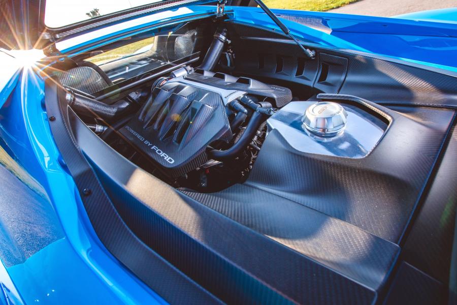Интерьер Ford GT Riviera Blue (H040) 2017 года  (фото 19 из 31)